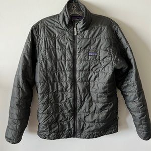 Patagonia youth extra extra large, 16 to 18 down sweater, jacket, charcoal, gray